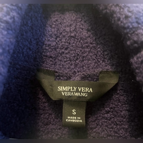 Vera Wang Sweater - Picture 2 of 2